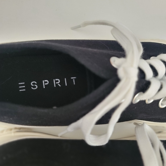 Esprit NWOT Black Canvas Cream Rubber Sneakers Women Size 9 - Picture 8 of 11